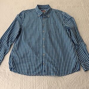 Johnnie O Hangin’ Out style Abner button down shirt